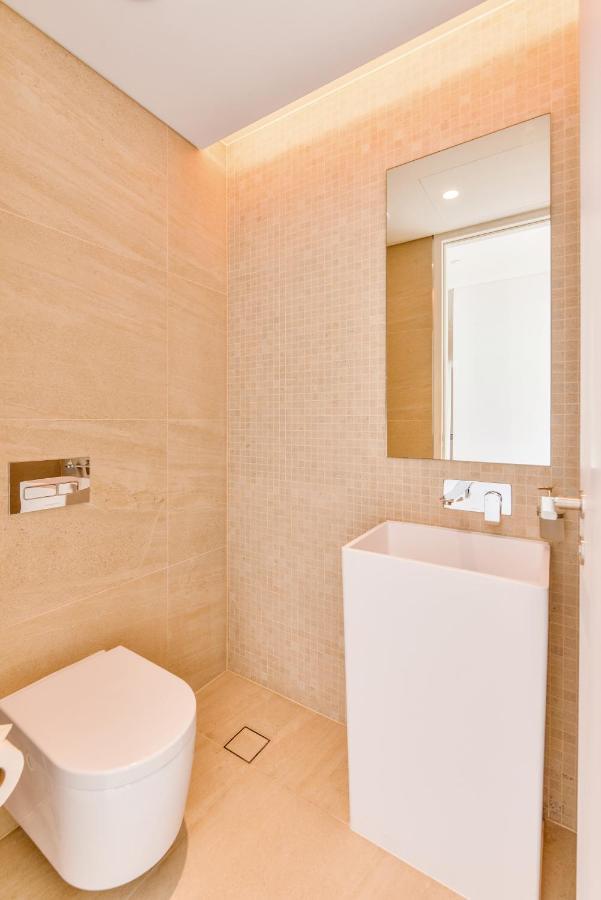 Luxe 3 Bedroom Oceanfront Apartment In The Heart Of Bluewaters Island 두바이 외부 사진