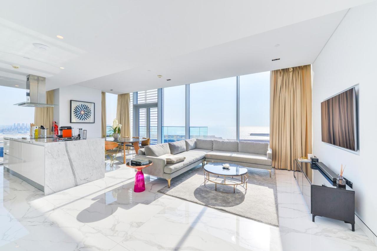 Luxe 3 Bedroom Oceanfront Apartment In The Heart Of Bluewaters Island 두바이 외부 사진