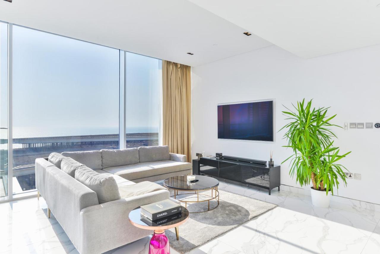 Luxe 3 Bedroom Oceanfront Apartment In The Heart Of Bluewaters Island 두바이 외부 사진