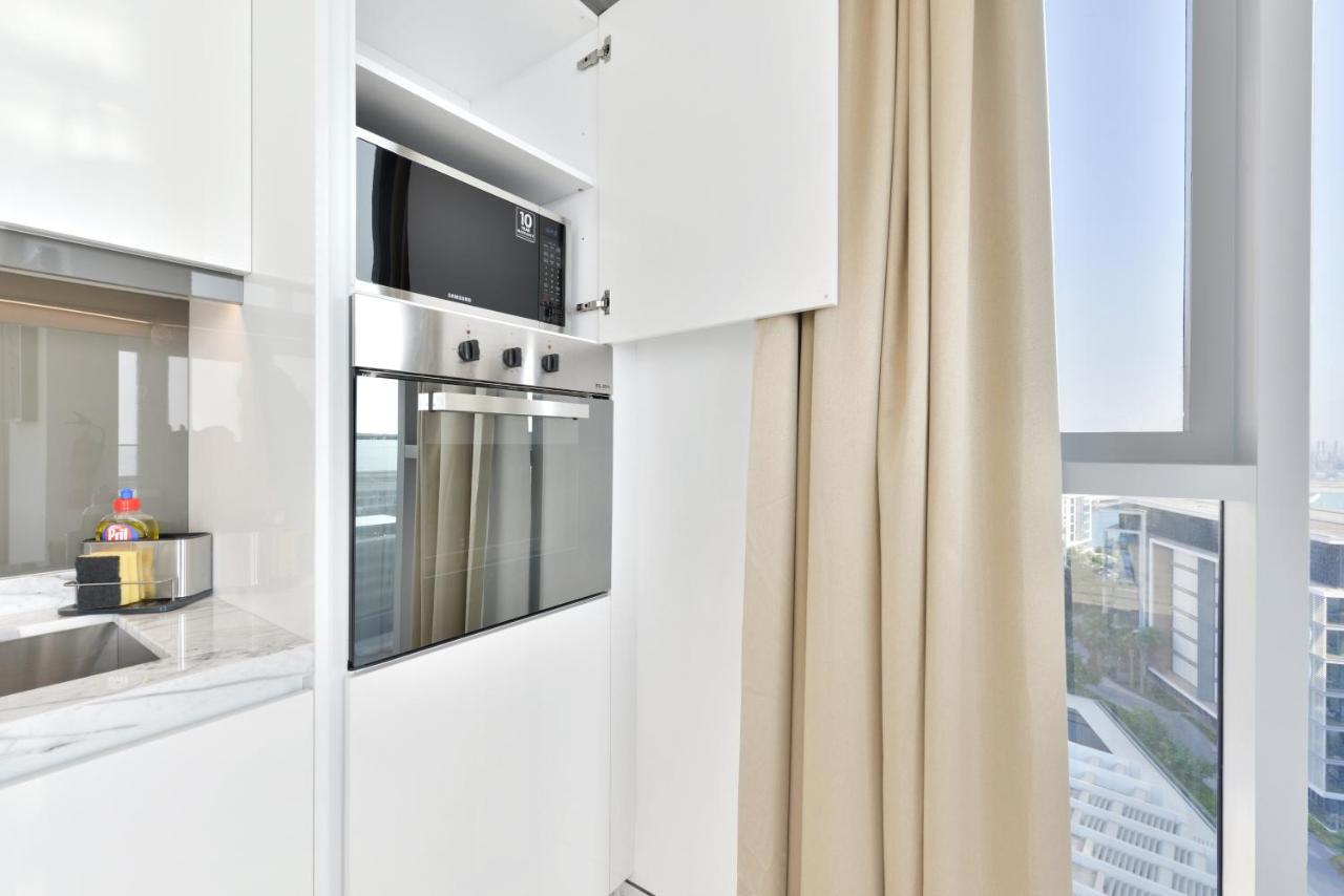 Luxe 3 Bedroom Oceanfront Apartment In The Heart Of Bluewaters Island 두바이 외부 사진