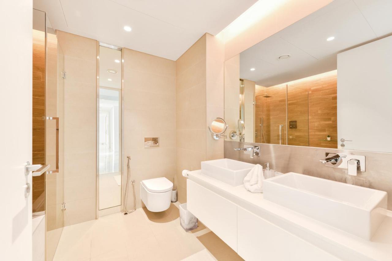 Luxe 3 Bedroom Oceanfront Apartment In The Heart Of Bluewaters Island 두바이 외부 사진